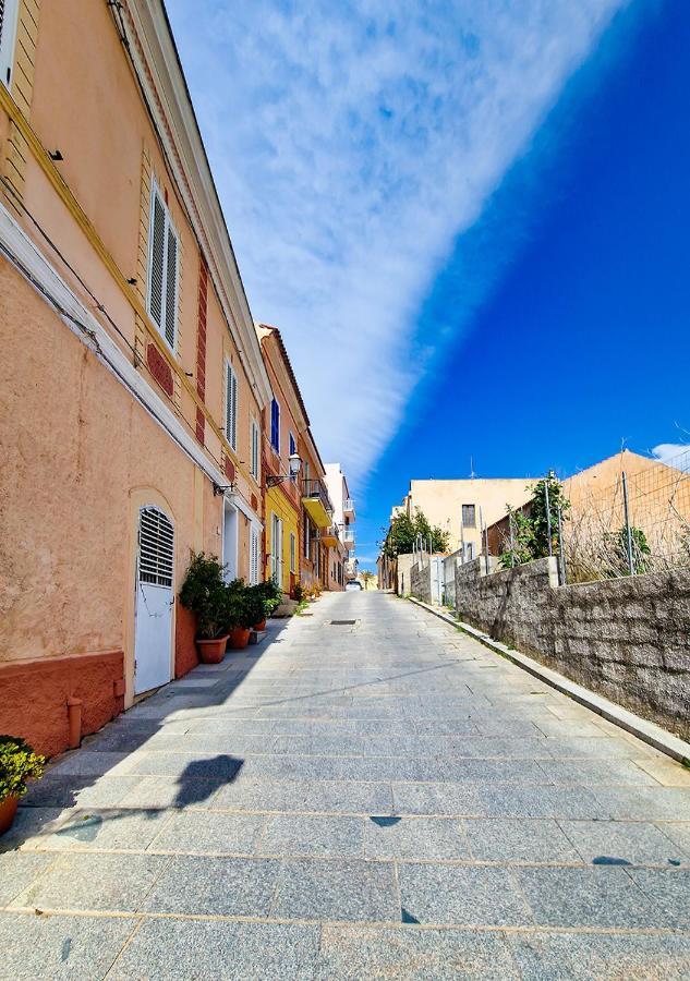 Murphy Holiday Home - Residenza Baro La Maddalena  Eksteriør bilde