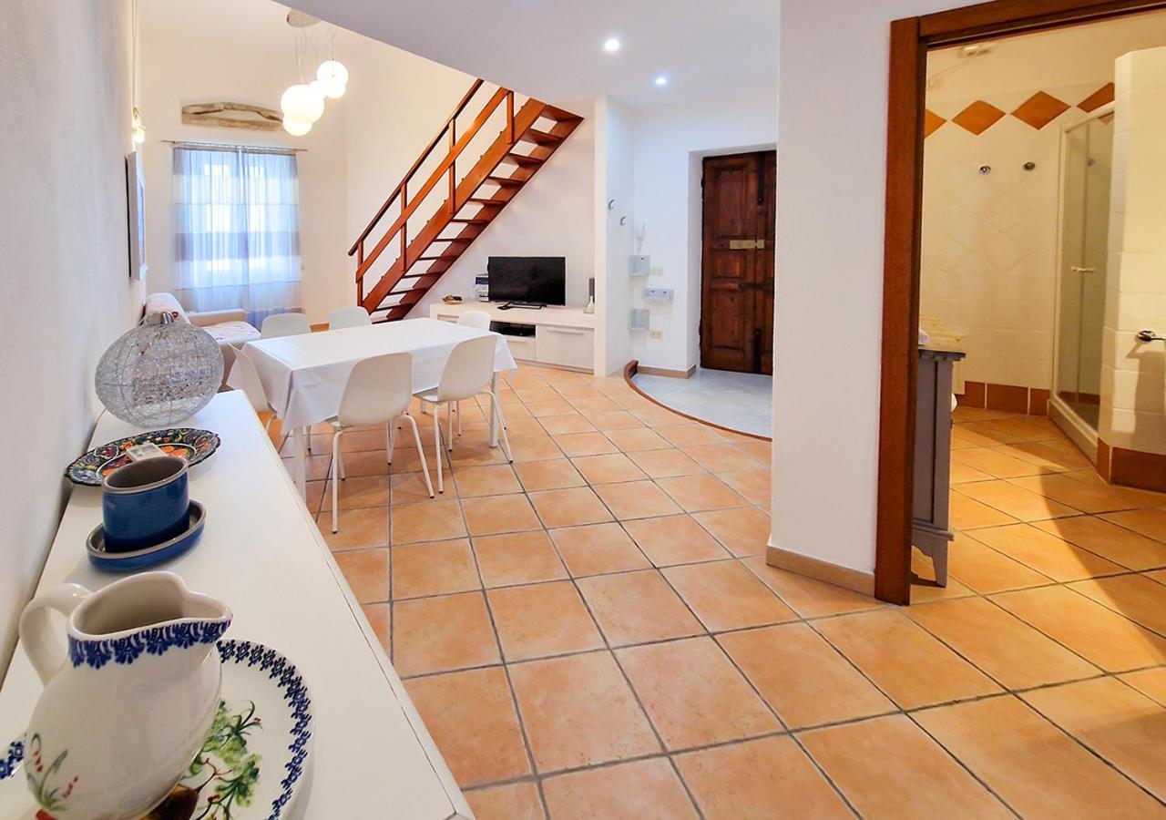 Murphy Holiday Home - Residenza Baro La Maddalena  Eksteriør bilde